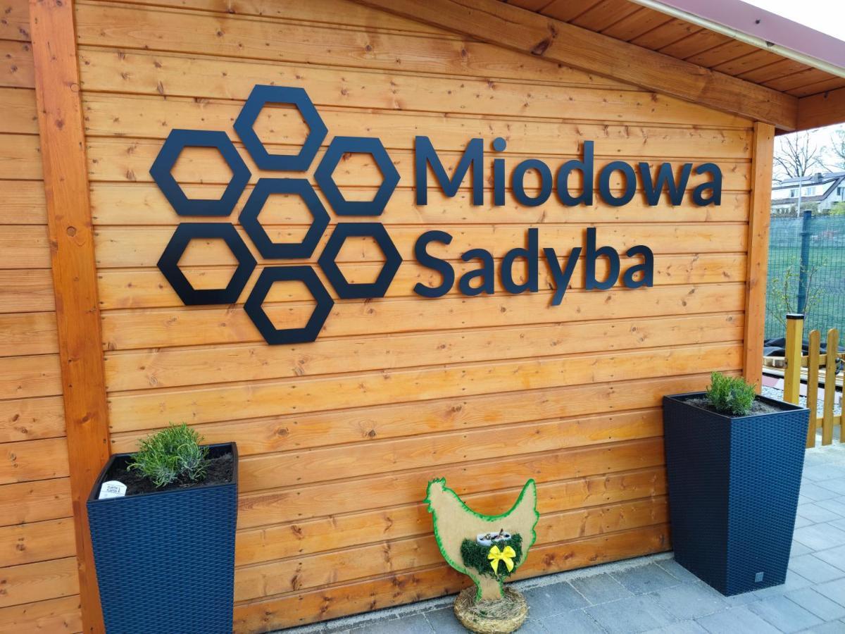 Miodowa Sadyba Domki Caloroczne Kluczbork Ligota Zamecka Exterior photo